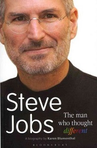 Steve Jobs the Man Who Thought Different [Paperback]
